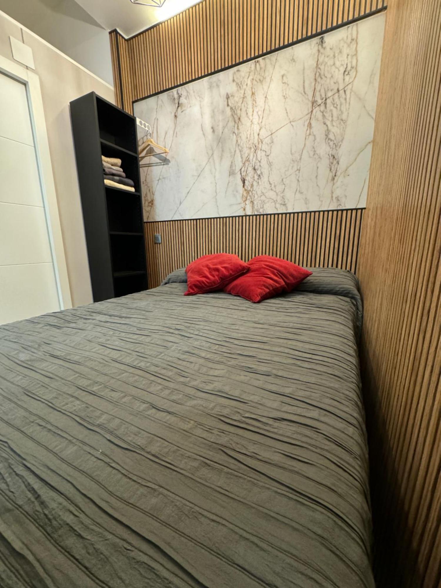 Ferienwohnung Vistalegre! Pequeno Y Fantastico Loft Cerca Del Metro Madrid Exterior foto